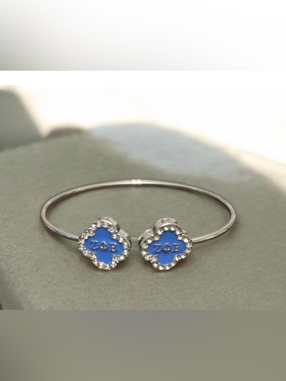 Zeta Phi Beta Clover Shaped Single Bangle Bracelet - Picture 2 of 5